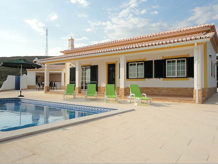 Villa Algarve, Portugal, 3 Bedrooms, Pool - Villa outside terrace
