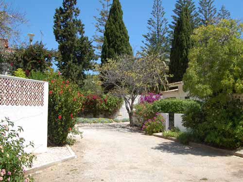 Front with Parking Space Casa JNS, Townhouse in Luz, Algarve, Portugal - Front with Parking Space